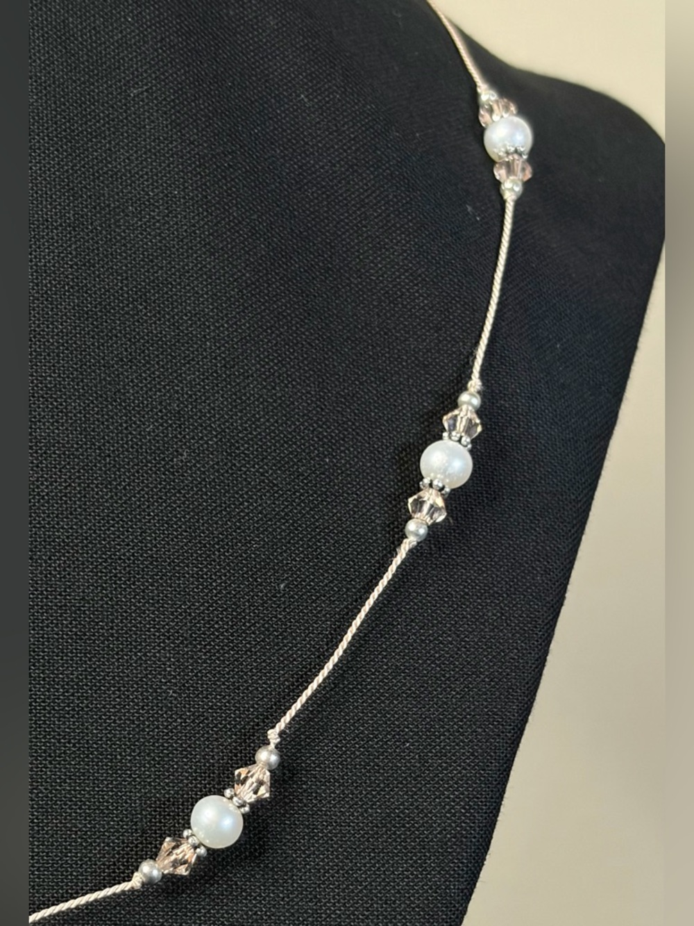 Freshwater pearl, crystal and sterling silver pink cord necklace. - Picture 5 of 12